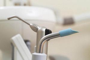 入れ歯の安定感と見た目に自然な柏の磁性アタッチメンをご紹介！