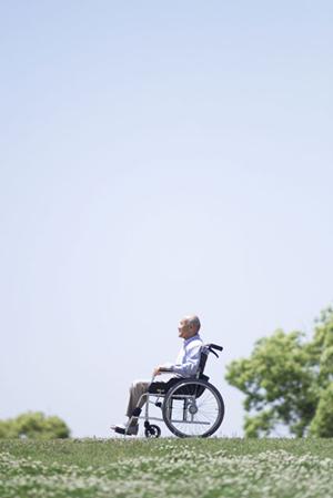 27年以上のインプラント治療実績を持つ歯科医院